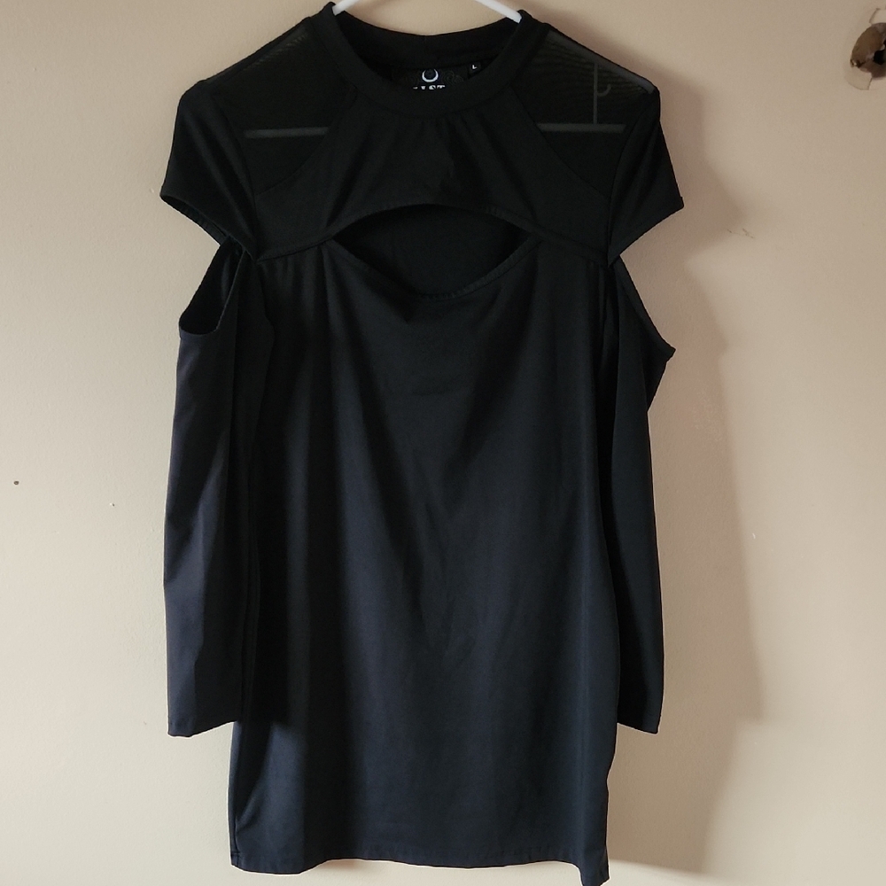 🖤long sleeved dress